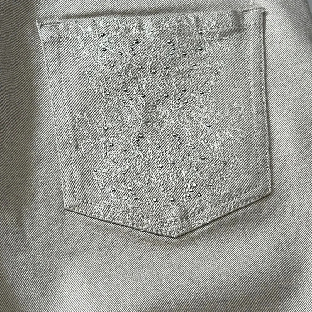 Gloria Vanderbilt Amanda Skimmer Crop Stretch Embellished Pockets‎ Size 6P NWT - Picture 5 of 13